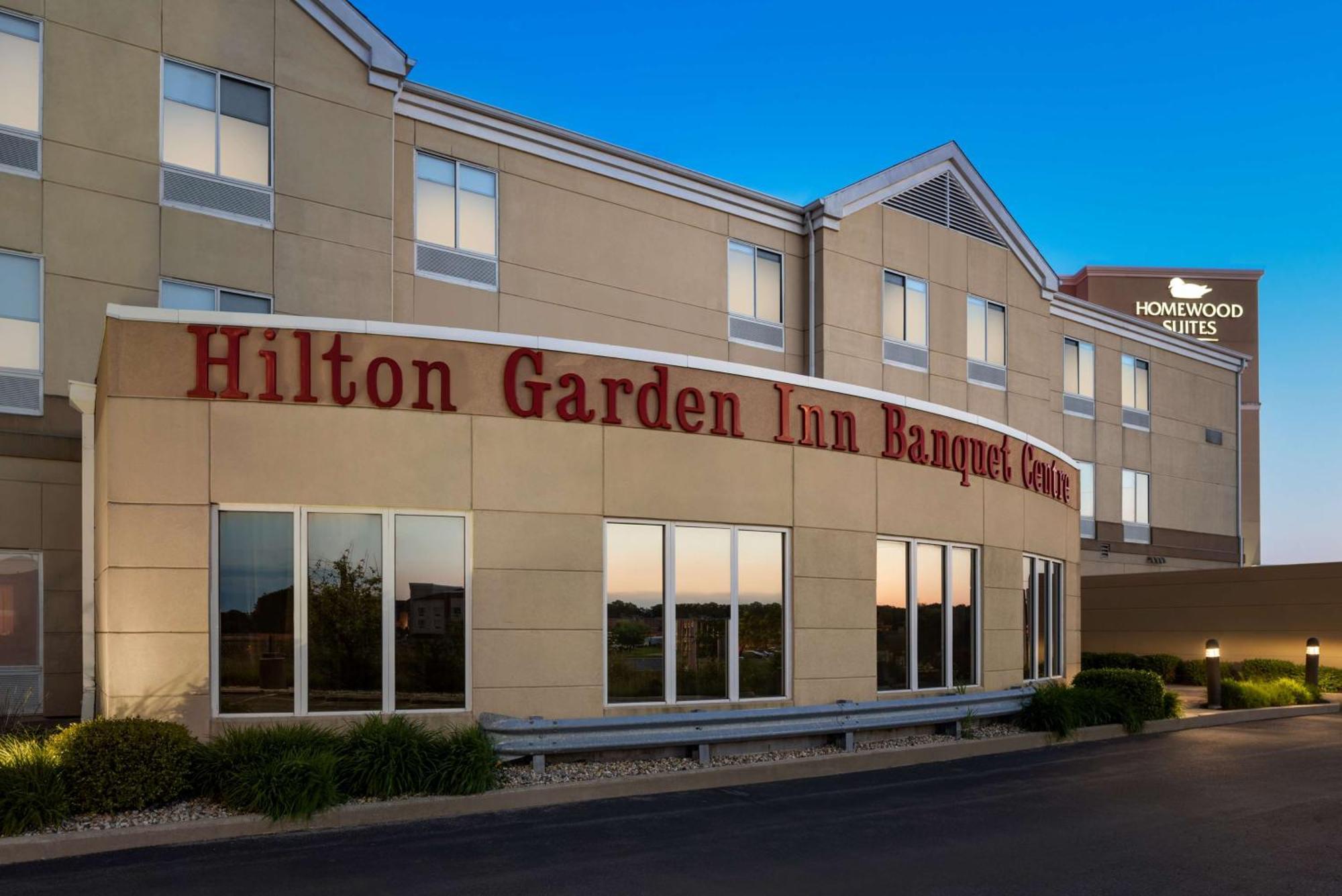 Hilton Garden Inn Fort Wayne Exterior photo